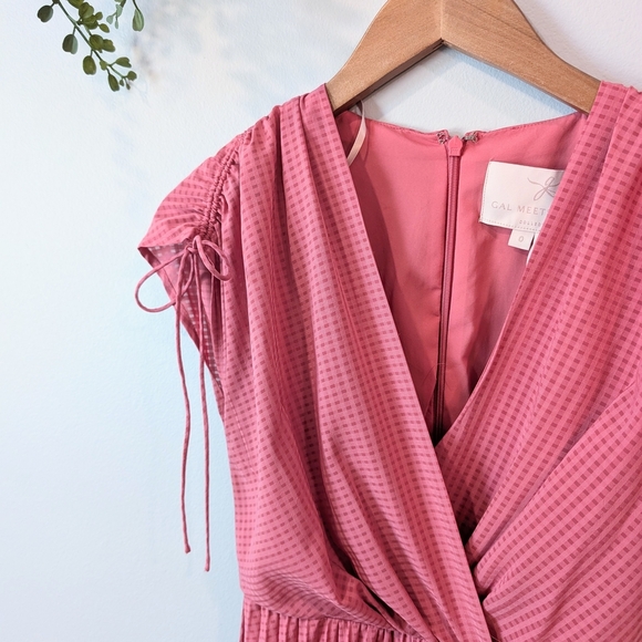 Gal Meets Glam Pink Pleated Wrap Midi Dress - Picture 3 of 11